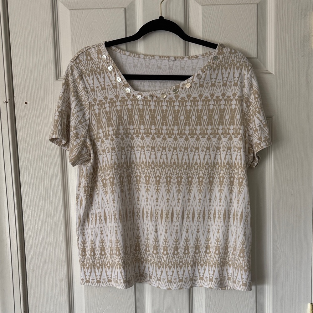 BonWorth Tribal Print Beige & White Women's Top Size XL no tag